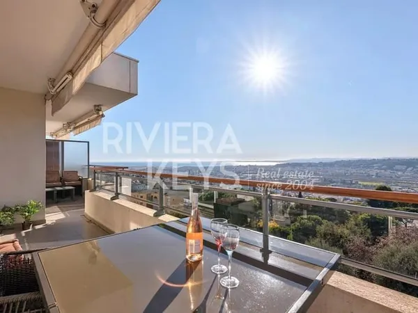 NICE - FABRON : Dernier étage 4-pièces moderne avec grande terrasse et vue mer panoramique