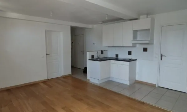 Apt F2 de caractère 37.90 m², résidentiel, 1 PK