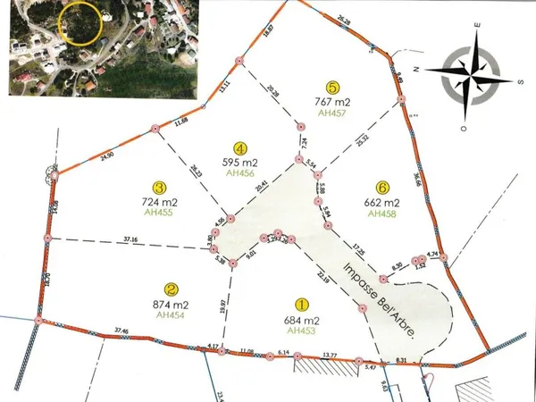 Terrain constructible viabilisé de 724m2