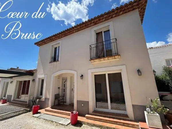 Six-Fours le Brusc, maison de village à 100 m du port