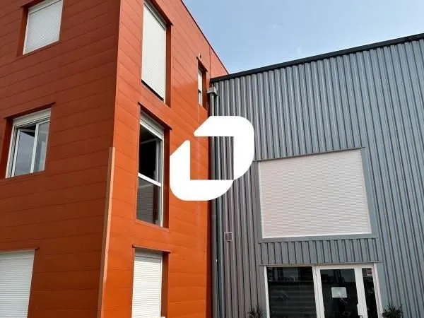 Bureau 96 m²
