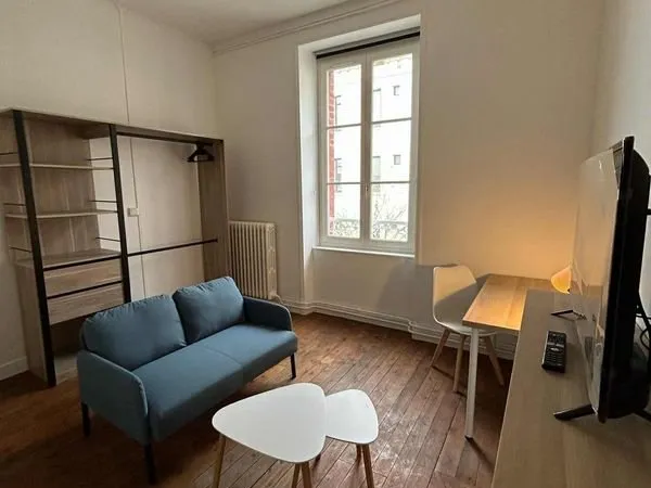 Appartement 1 pièce 71 m²