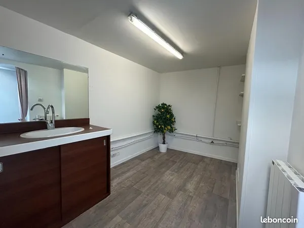 Local commercial 75 m²