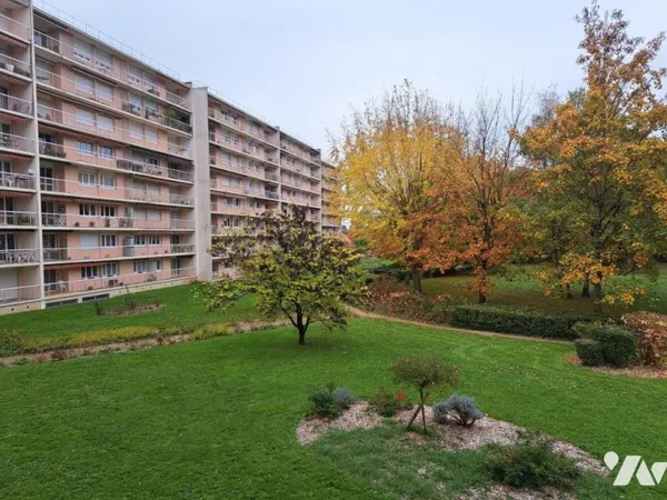 Appartement 4 pièces 80 m²