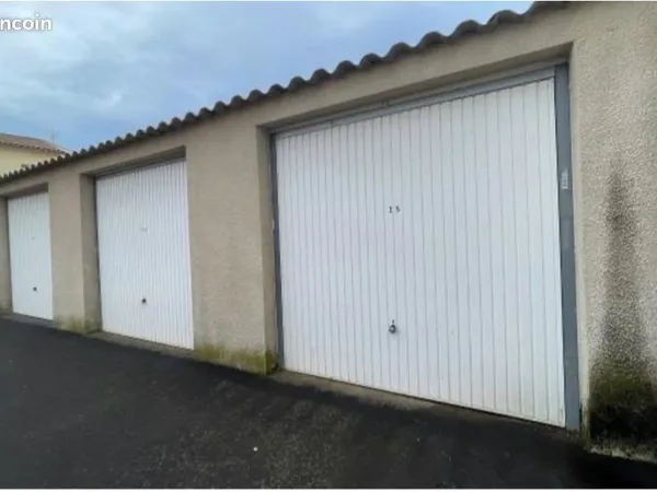 Plusieurs garage à louer sur Marseille