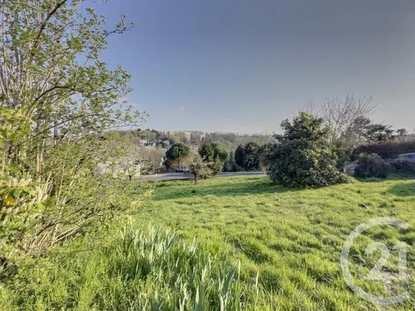 Terrain 772 m²