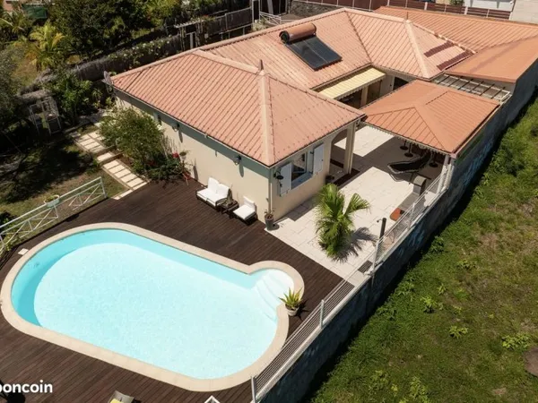 Villa 5 pièces 150 m²