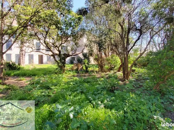 Propriété 7 pièces 260 m²