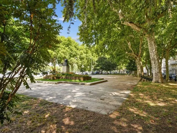 Appartement 5 pièces 125 m²