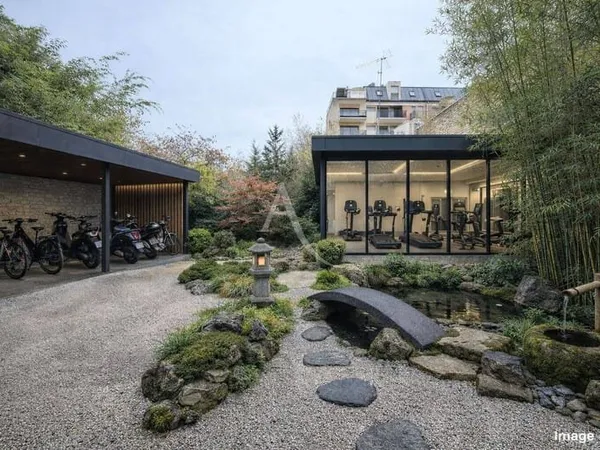 Immeuble 350 m²