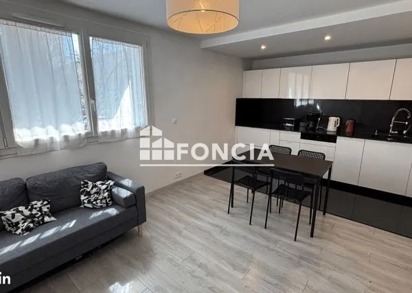 Appartement Location Bourg-la-Reine 2p 44m² 1050€