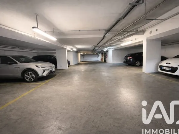 Vente Parking/garage/box 11 m²