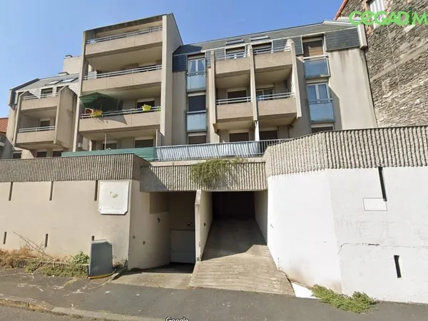 Stationnement Location Clermont-Ferrand   70€