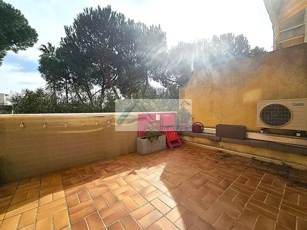 Bel appartement dans un quartier prisé.