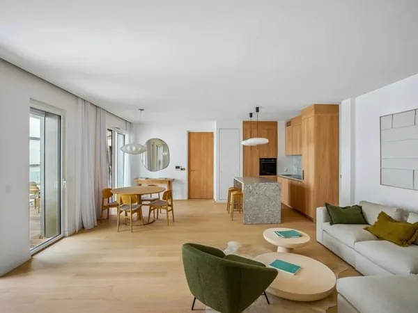 Appartement 1 pièce 95 m²