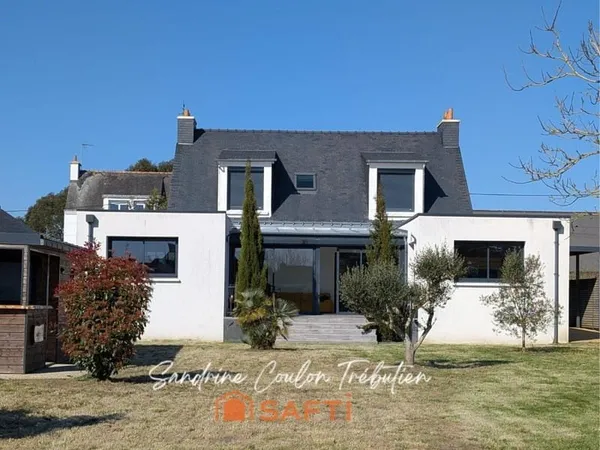 Maison familiale de 199 m² entièrement rénovée - 3 CH - 1400 m² de terrain