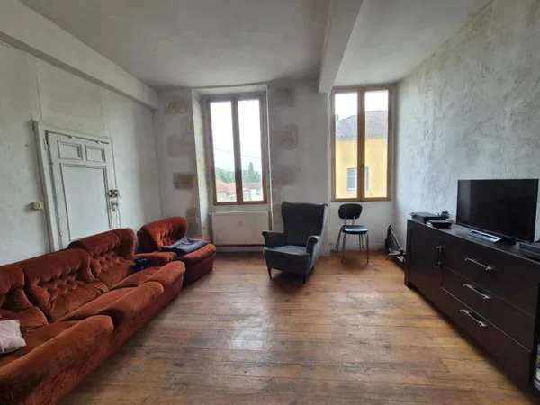 Maison de ville - immeuble - divisée en 2 logements : idéal investisseurs