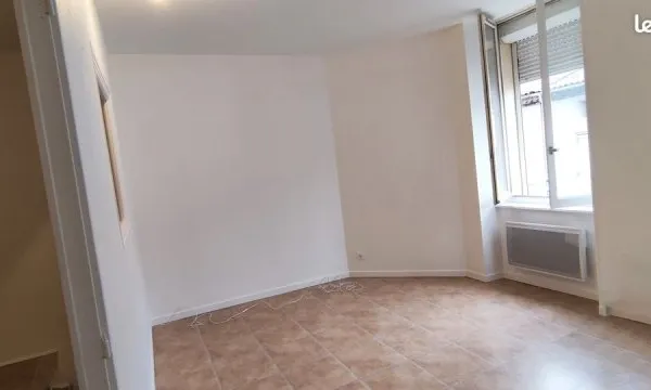 Mazamet Centre - T1bis de 28,6 m2, lumineux
