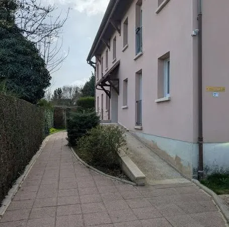 Studio 1 pièce 32 m²