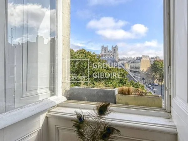 Appartement 9 pièces 189 m²