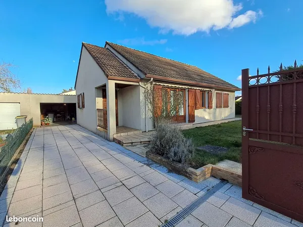 Maison individelle à SAVIGNY LE TEMPLE
