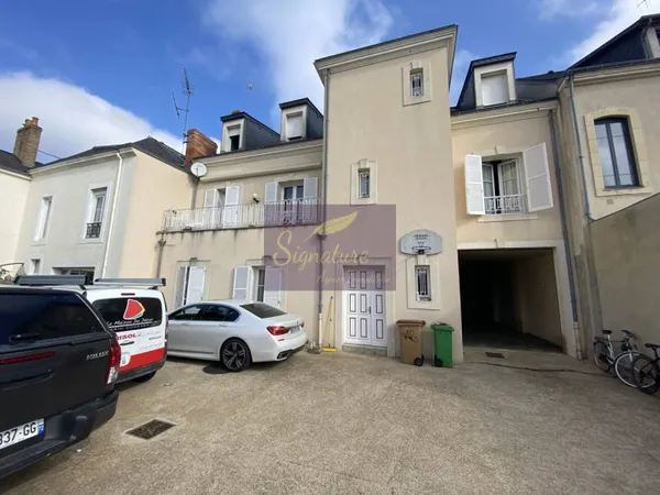 Bureaux 250 m²