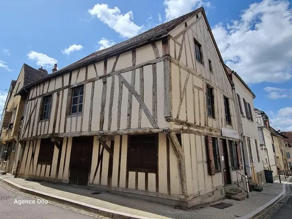 Maison à colombages, quartier historique