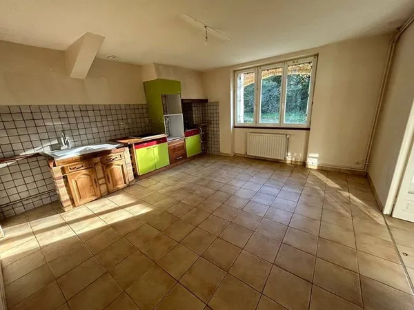 Appartement 3 pièces 94 m²