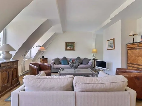 Appartement 2 pièces 98 m²