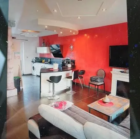 Appartement 5 pièces 20 m²