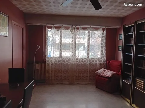 Grand studio
