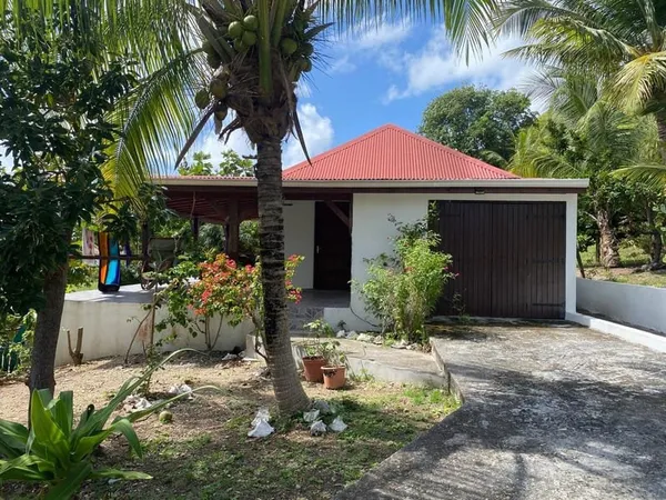 Maison dans charmant lotissement à 500 m de la plage
