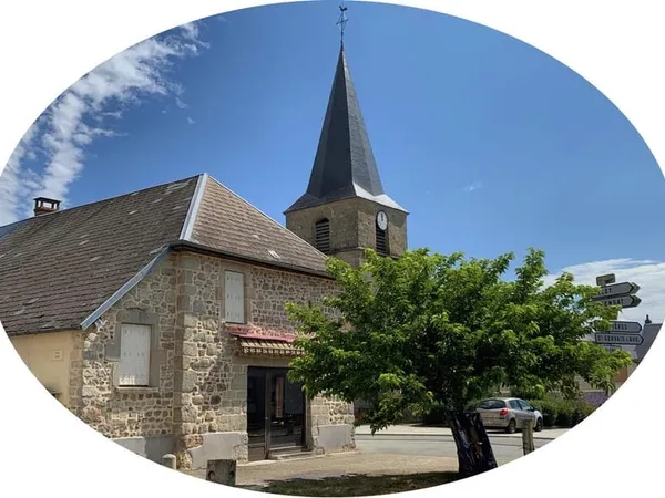 Auv 1188 : Maison de village en pierres, diverses possibilités, jardin