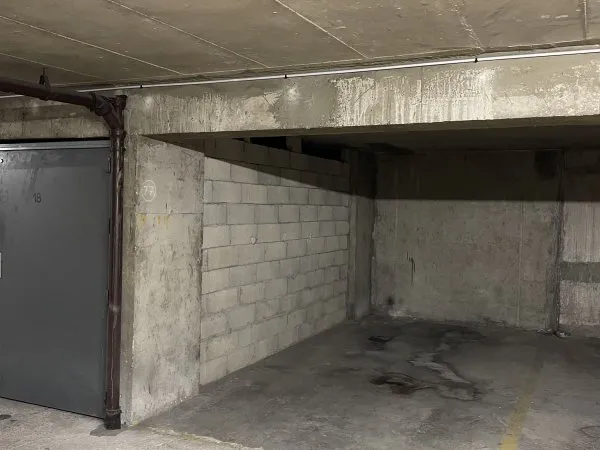 Loue parking 12m² Paris 12ème - Aligre