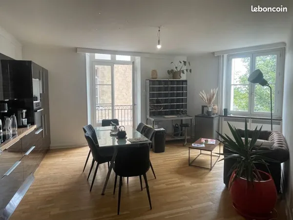 Bureau en Coworking - Poste Fixe & Services - Nantes Centre (Graslin)