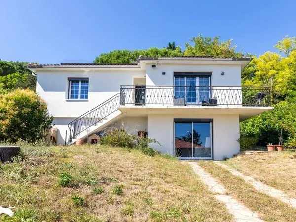 Maison 6 pièces 110 m²