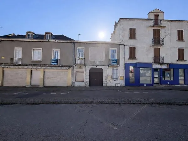 Immeuble Le Creusot 17 pièce(s) 562 m2
