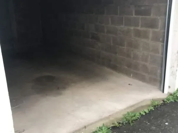 Garage 1 pièce 10 m²