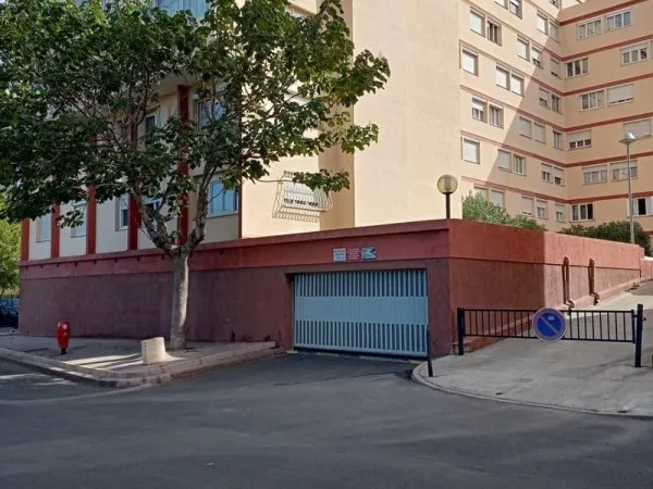 GARAGE AU CENTRE VILLE DE PERPIGNAN