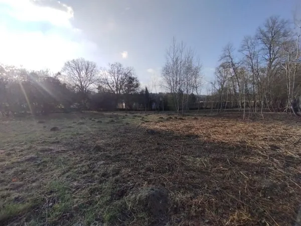 Terrain Constructible de 1059 M² - Une Opportunité Unique à S