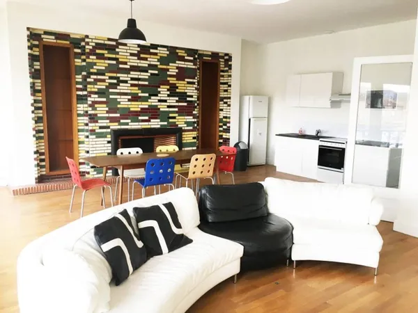 Appartement 2 pièces 170 m²