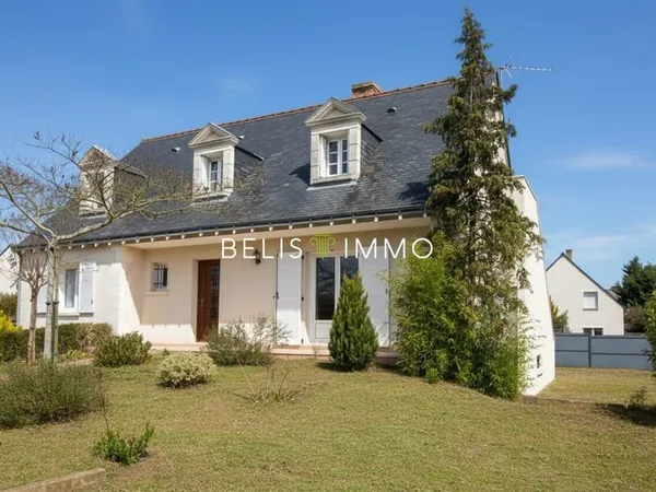 Maison La Ville Aux Dames 7 pièce(s) 150 m2