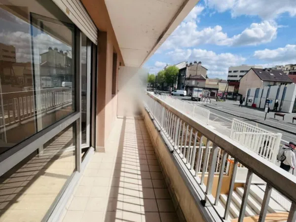 Appartement Noisy Le Sec 1 pièce(s)