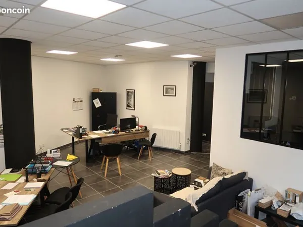 Bureaux 69 m² LIMOGES