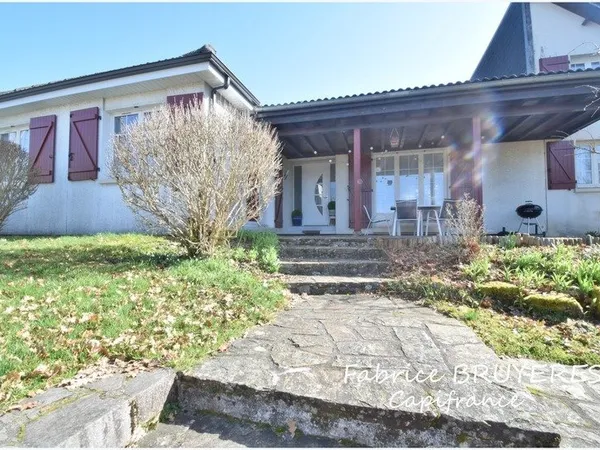Maison à vendre 6 pièces USSEL (19)