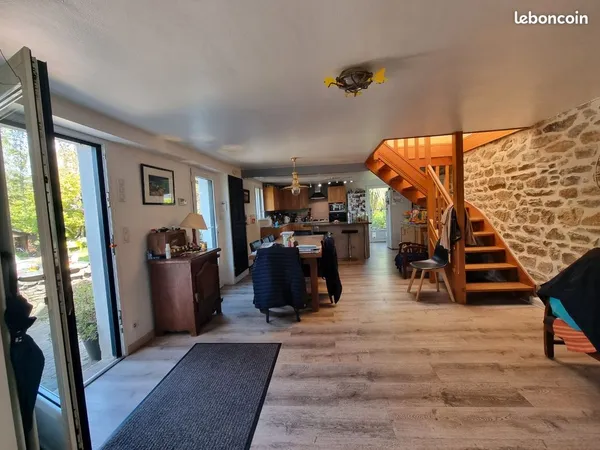 Maison 9 pieces 180 m2