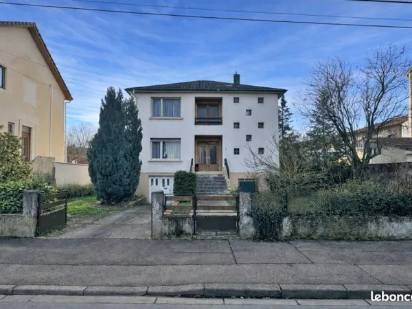 Maison 9 pièces 167 m²