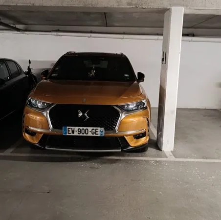 Parking securisé -8mn RER A joinville le pont