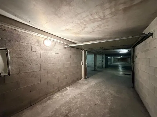 Garage fermé