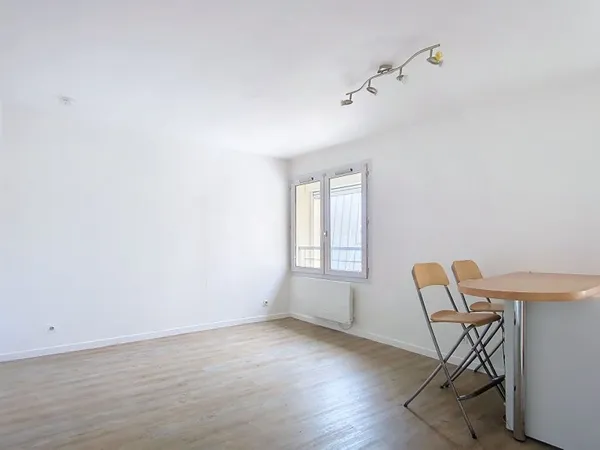 Studio 1 pièce 20 m²